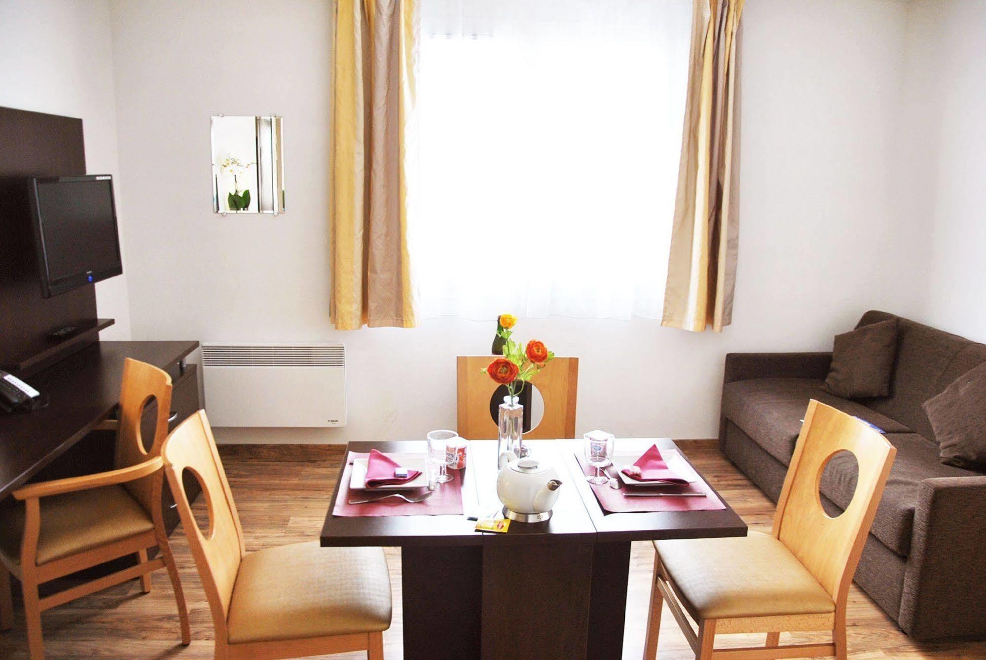 Sejours & Affaires Caen Le Clos Beaumois Dış mekan fotoğraf