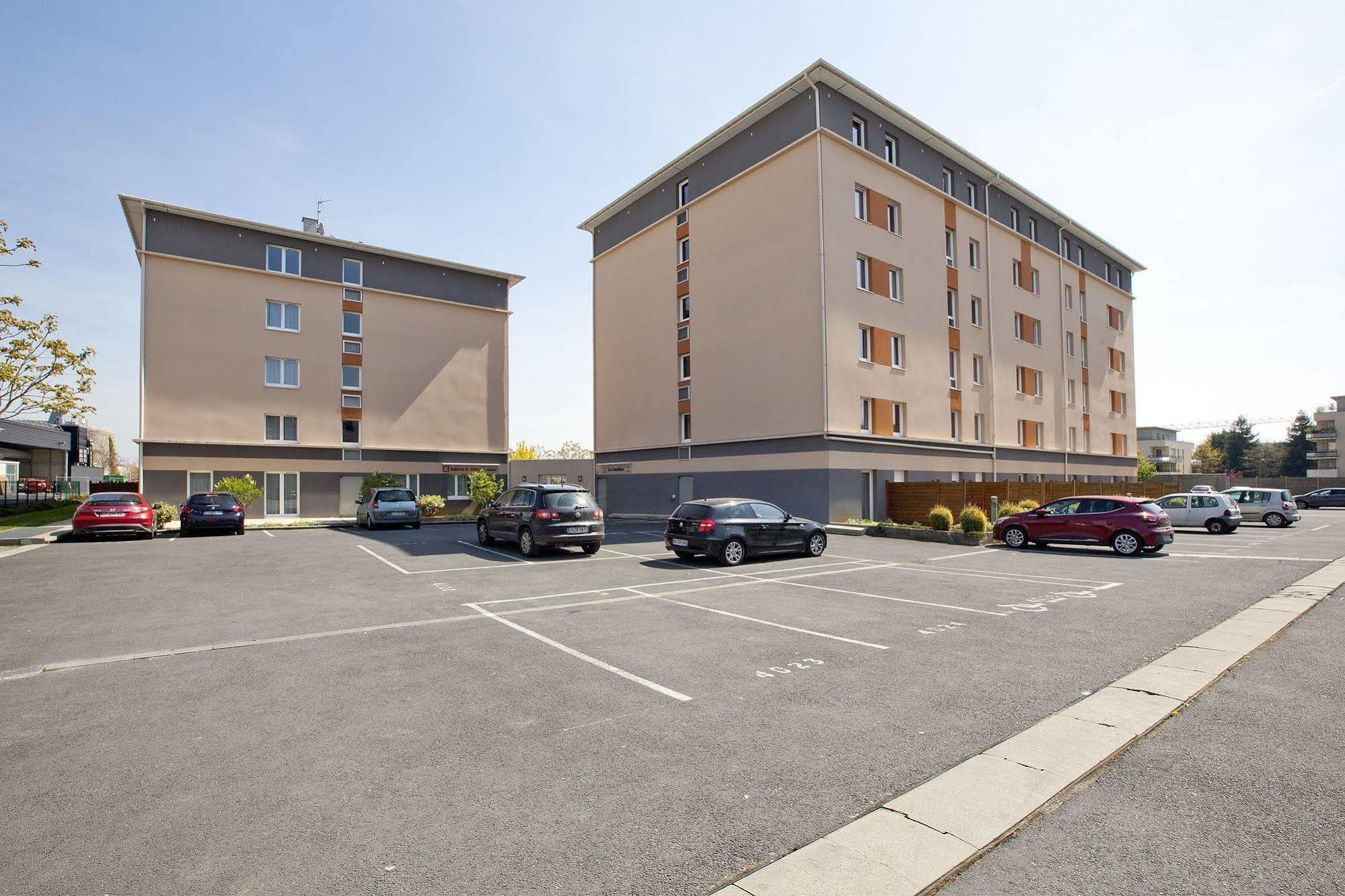 Sejours & Affaires Caen Le Clos Beaumois Dış mekan fotoğraf