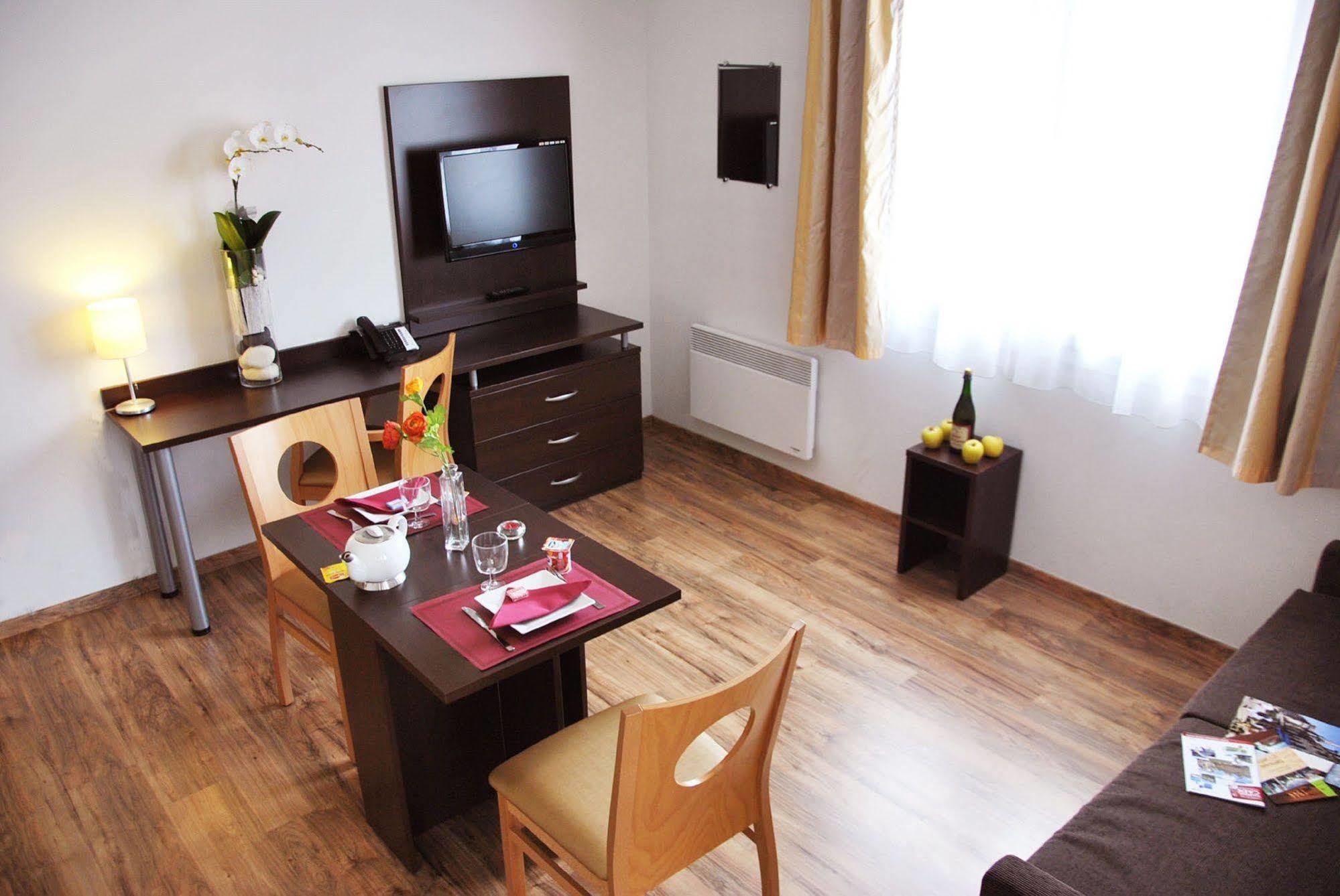 Sejours & Affaires Caen Le Clos Beaumois Dış mekan fotoğraf