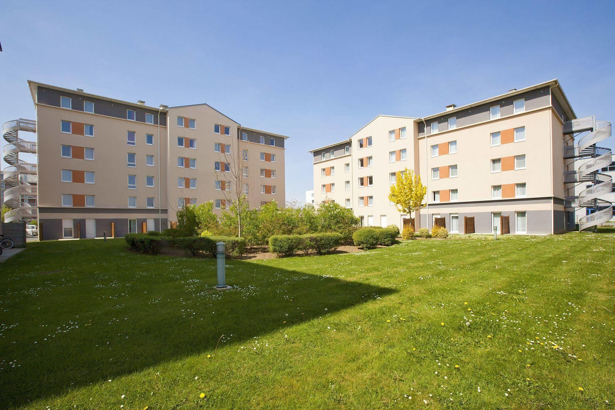 Sejours & Affaires Caen Le Clos Beaumois Dış mekan fotoğraf